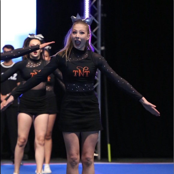 Meet your Posher, Melanie - Picture 3 of 6